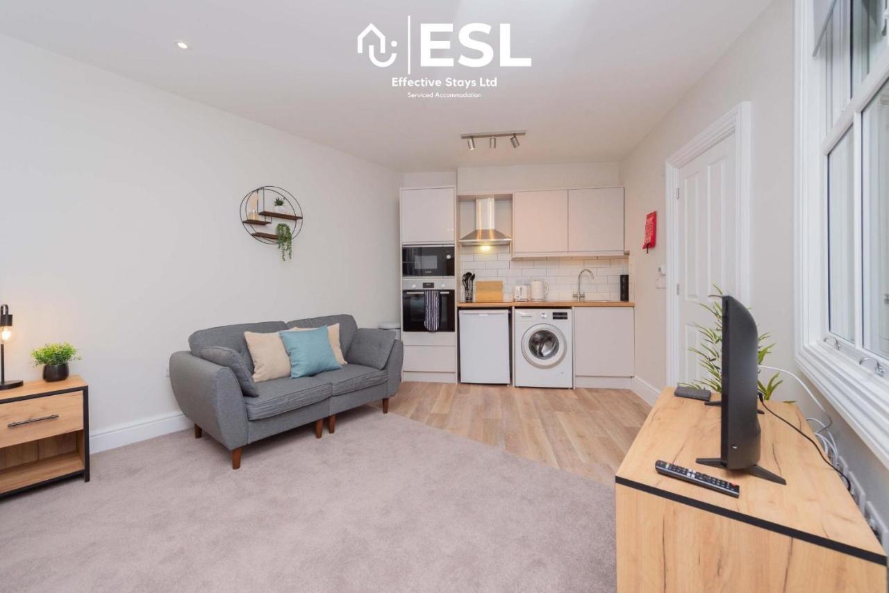 Studio 2, Second Floor Town Centre Apartment Shrewsbury Extérieur photo